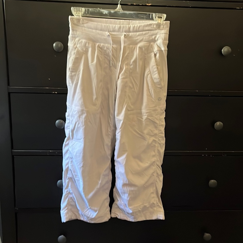 Lululemon Dance studio Cropped White pants size 0